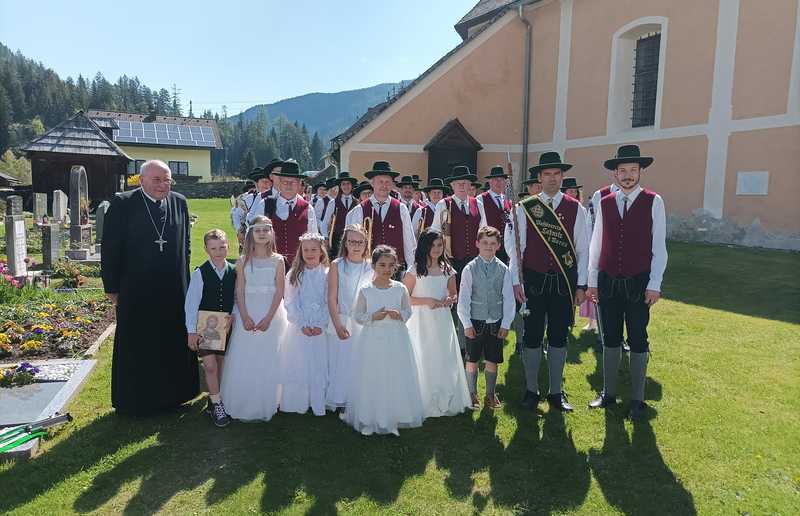 Erstkommunion in Laßnitz / Abt Benedikt