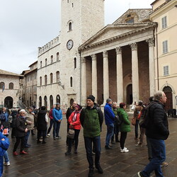           Piazza del Comune - Minervatempel